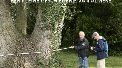 Boek met Almeerse boomverhalen