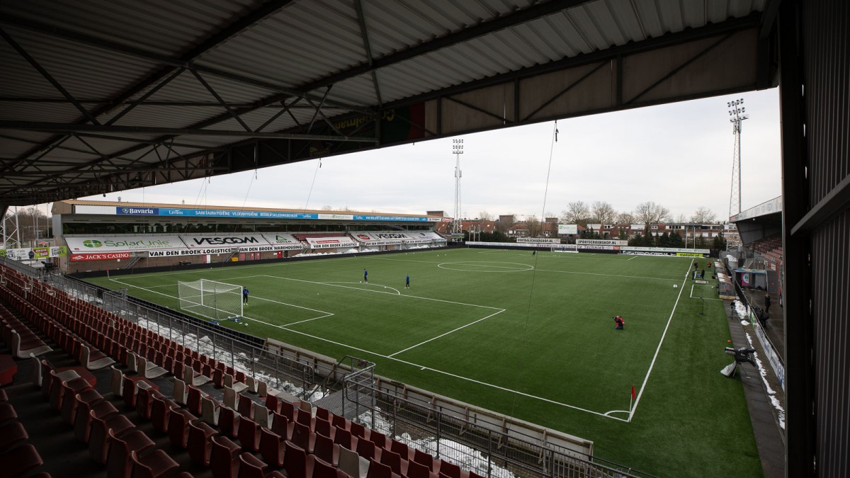 Uitwedstrijd tegen Helmond Sport wordt buscombi