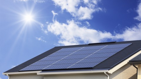 Kun je met zonnepanelen besparen op de gasrekening?