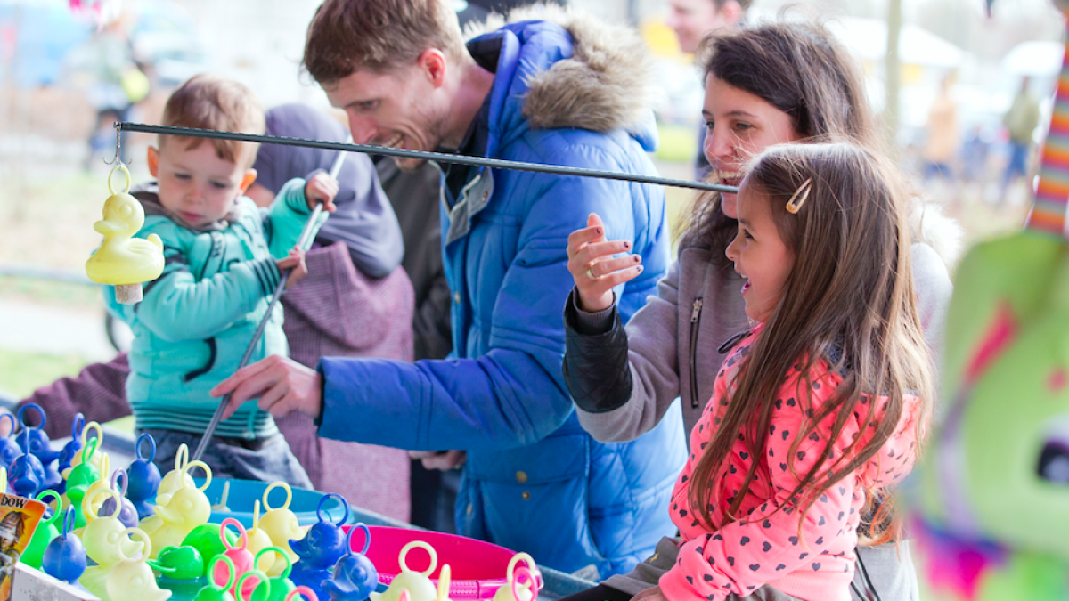 Tien dagen kermis in Almere Buiten