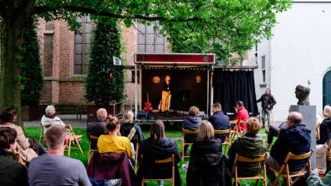 Cabaret in de openlucht