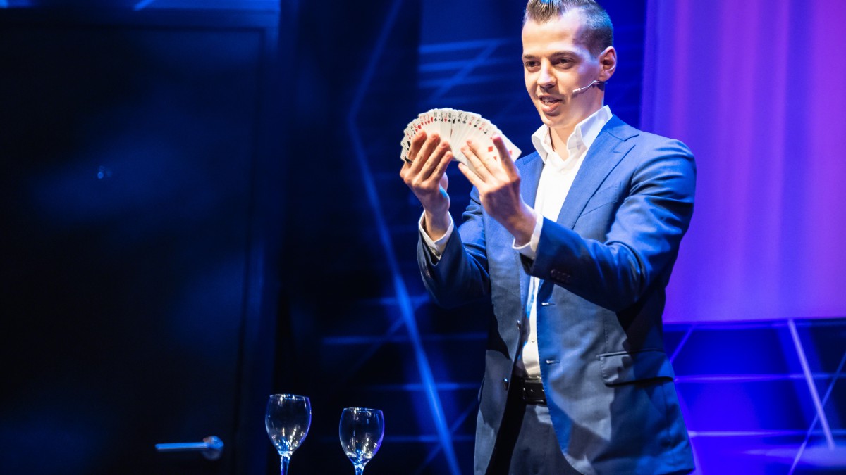 Magic Show Mag ie of mag ie nie?