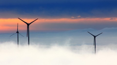 Afbraak windmolens Pampus begonnen om plaats te maken voor nieuwe  