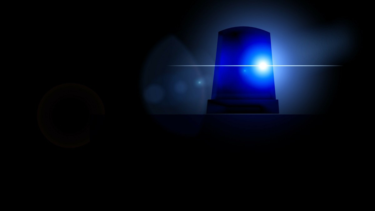 Zoektocht in sloot in de Faunabuurt naar voorwerp