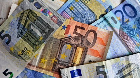 Politie waarschuwt voor vals geld in Almere