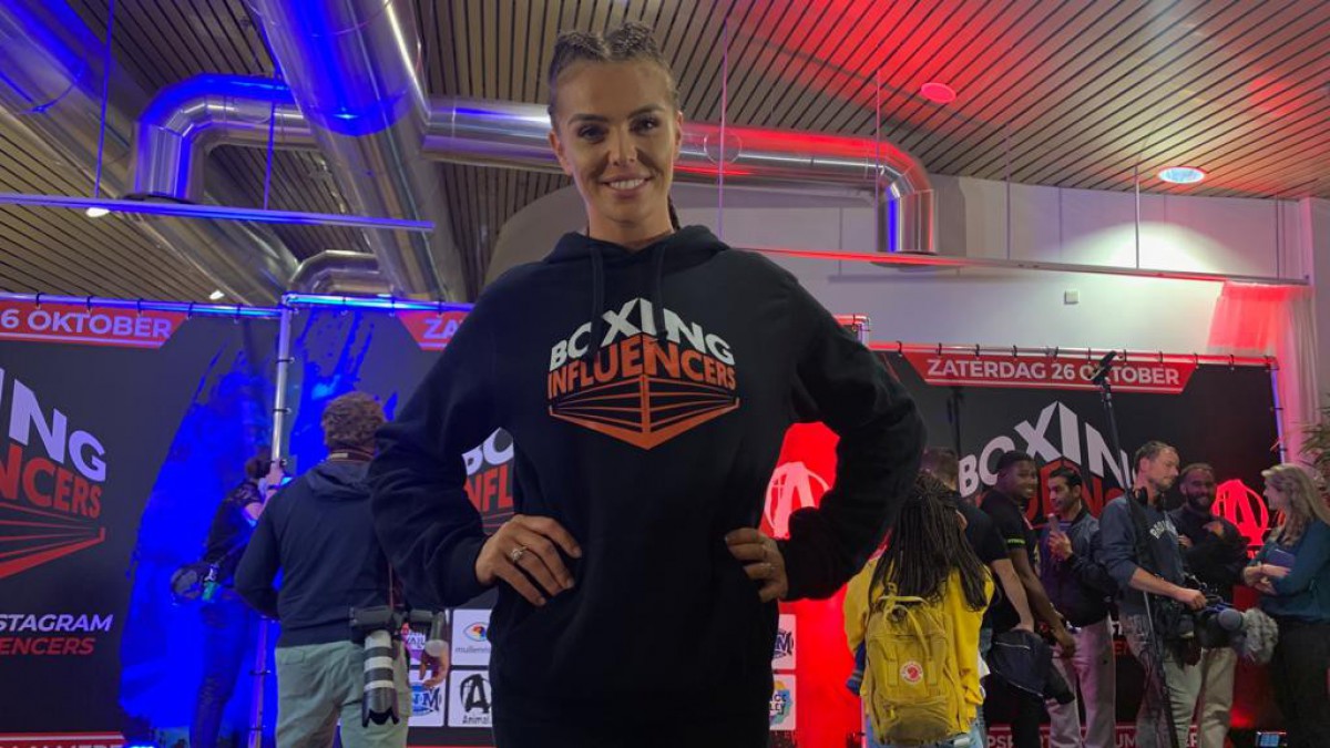 Stare down 'boxing influencers' ging er heftig aan toe
