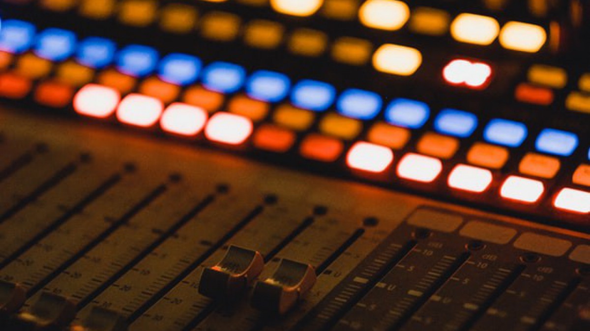 Stenders en Van Inkel hoog in top 40 radiosterren