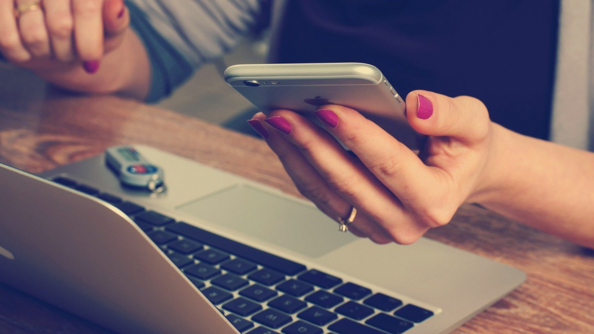 Corona-app in de top van de appwinkels