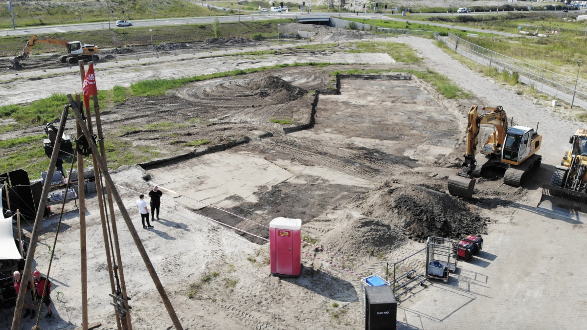 Start bouw De Vonderij Zandpoort gevierd achter de duinen