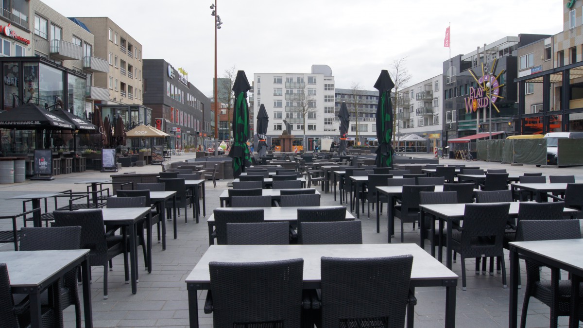 De terrassen kunnen weer gevuld gaan worden!