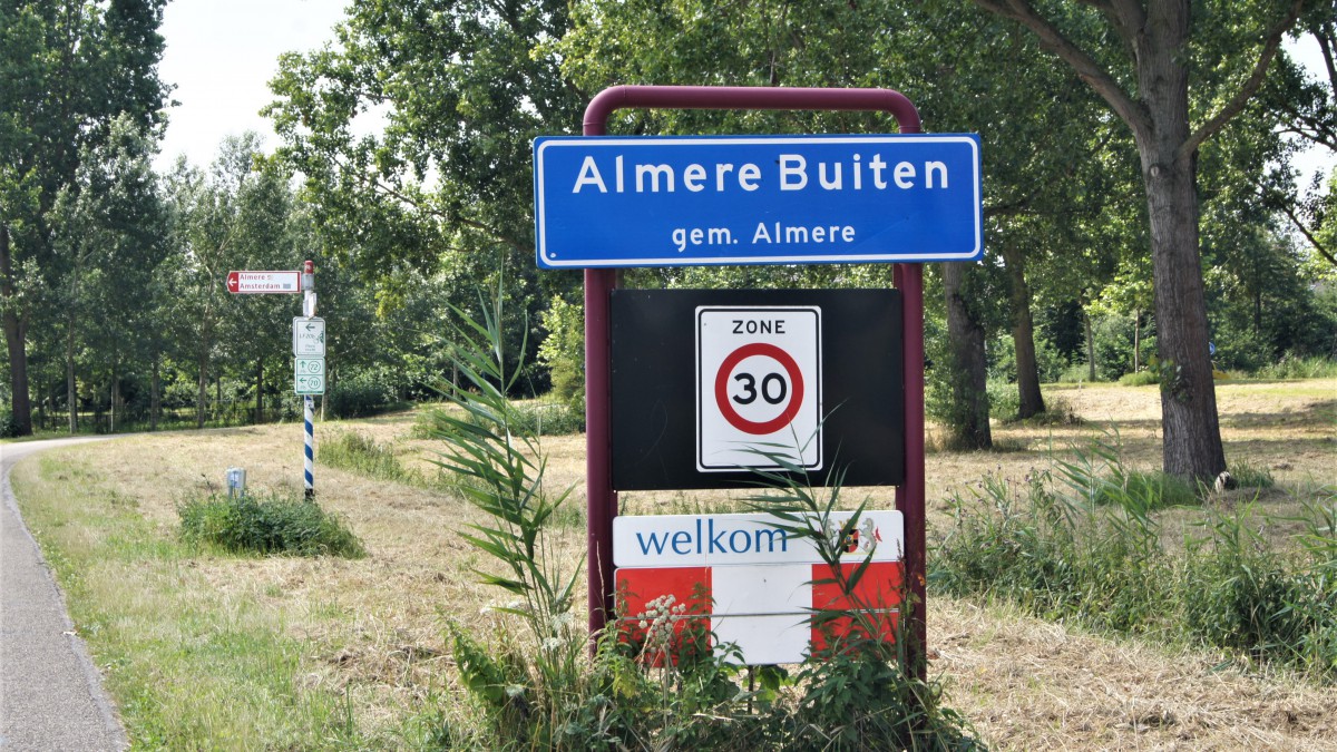 Stedelijke Vernieuwing Centrum Almere Buiten van start