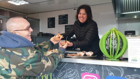 Maak kennis met Tomin Foodtruck: elke vrijdag op de markt in Almere-Haven!