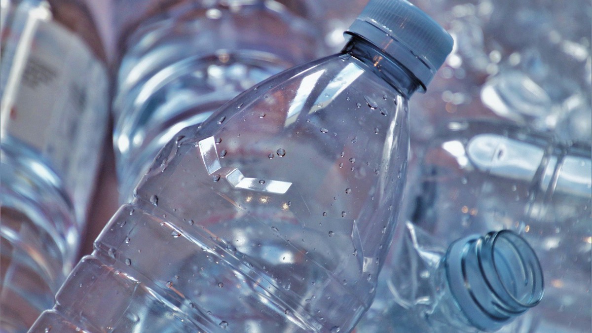 Statiegeld op alle plastic flessen in Nederland
