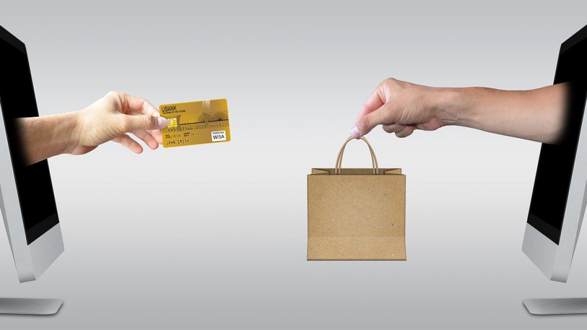 Pakketbezorgers bestolen, twee jonge verdachten vast