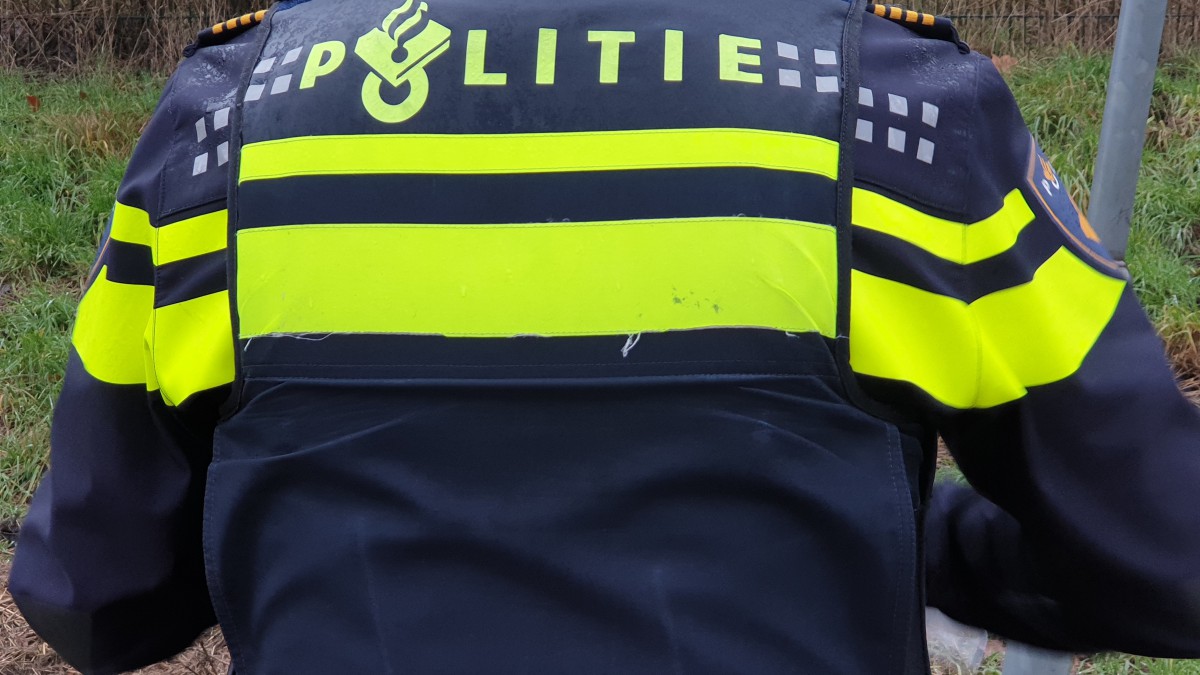 Wapen gevonden in woning Parkwijk; man gearresteerd