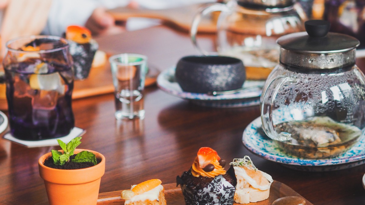 Brasserie Bakboord verrast met nieuwe kaart én comeback high tea