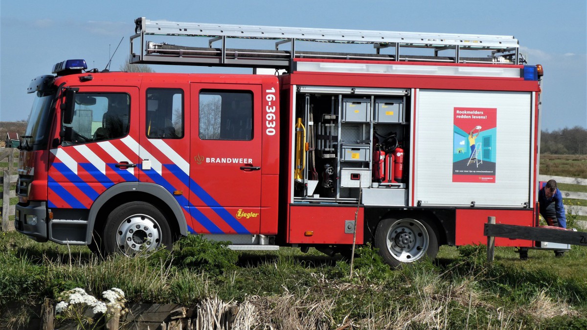 Brandje in schuur in Almere Buiten