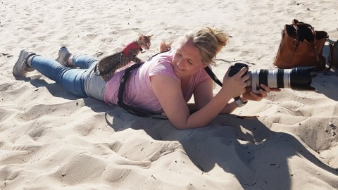 Bijzonder kattenboek met foto’s Almeerse dierenfotograaf gelanceerd