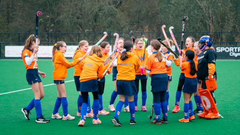 Gratis hockeytrainingen bij Buitenhout MHC voor alle jeugde uit Almere