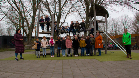 Alternatieve boomfeestdag in Almere