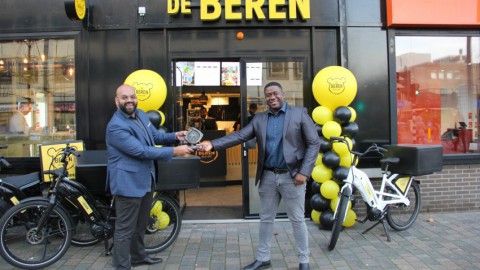 De Beren heropent 22e bezorgrestaurant in Almere Centrum